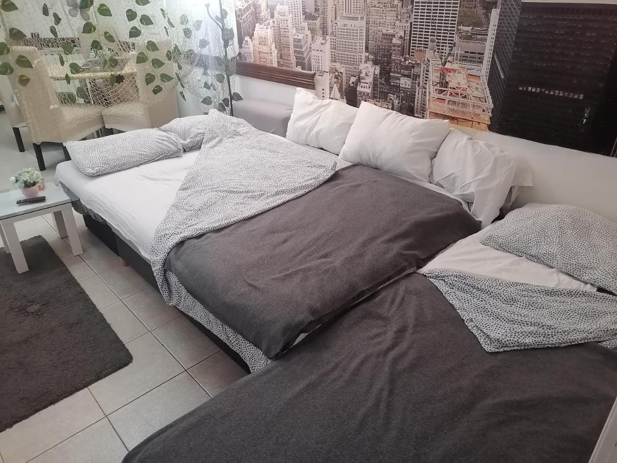 Low Cost Apartment เบลเกรด ภายนอก รูปภาพ
