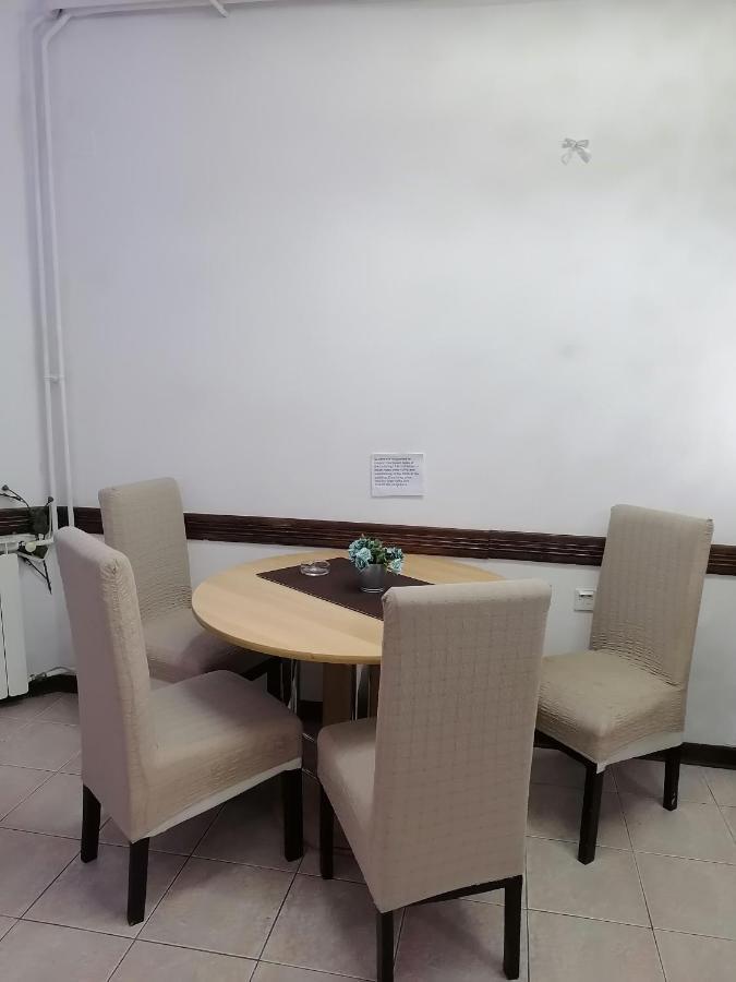 Low Cost Apartment เบลเกรด ภายนอก รูปภาพ